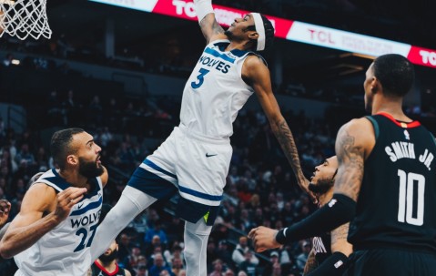 九游娱乐-关于转会期尼斯主帅复盘：NBA常规赛节点到来，底气十足，轮换策略成焦点的信息